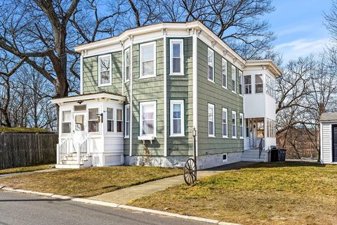 Photo of 41-43 Highland Ave, Chelmsford, MA 01863 (MLS # 73496867)
