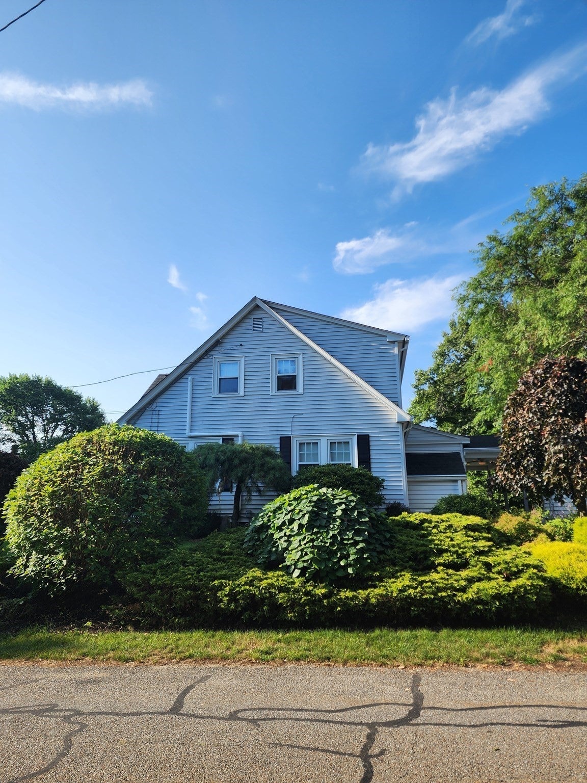 39 Everett Ave