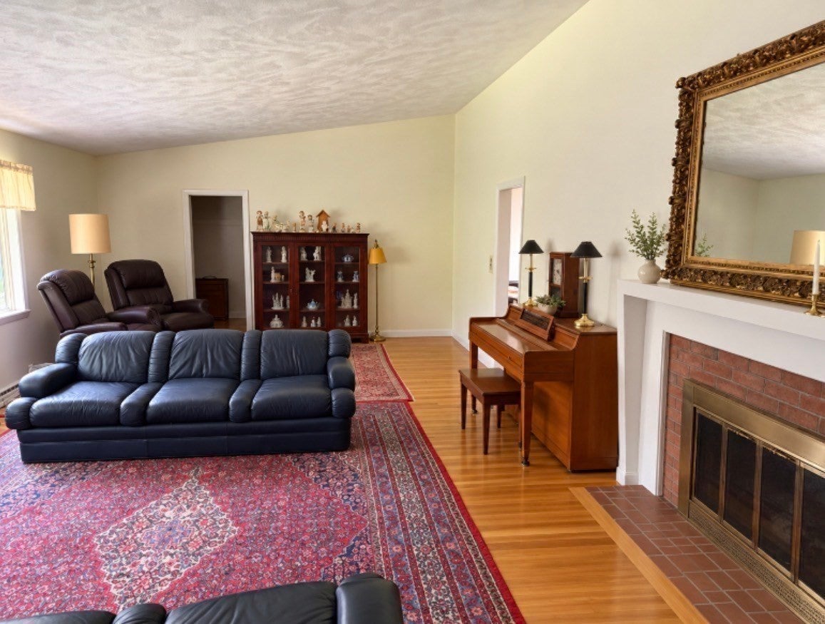 15 Crest Dr, Dover, MA, 15 Crest Dr, Dover, MA Photo #8