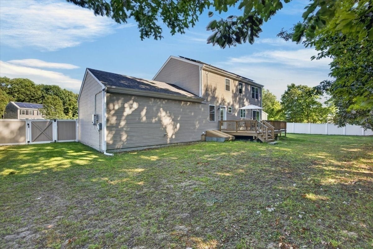 95 Prospect Ter, Brockton, MA Photo #31