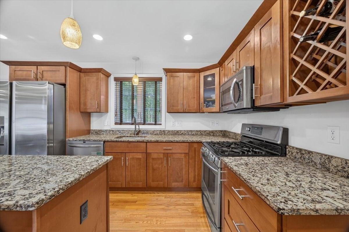 95 Prospect Ter, Brockton, MA Photo #3