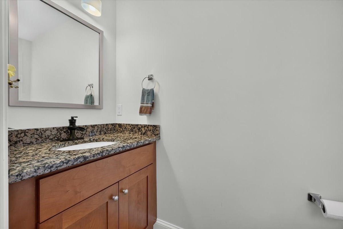 95 Prospect Ter, Brockton, MA Photo #8