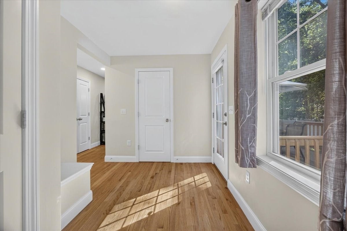 95 Prospect Ter, Brockton, MA Photo #10