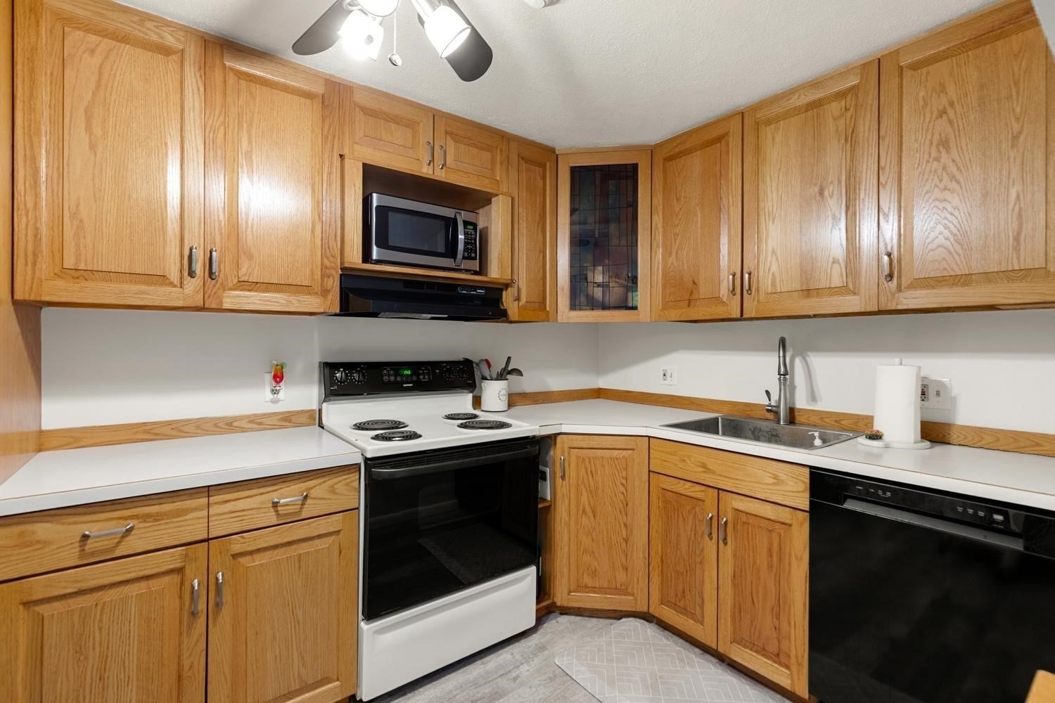 500 Northshore Road #6C, Peabody, MA, 500 Northshore Road #6C, Peabody, MA Photo #6
