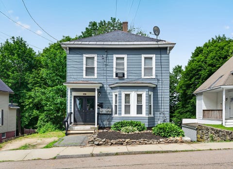 Photo of 287 Pine St, Gardner, MA 01440 (MLS # 73540960)