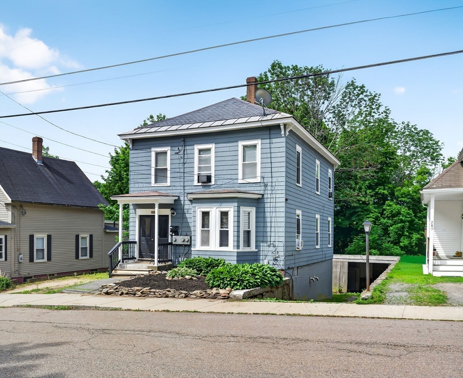 287 Pine St