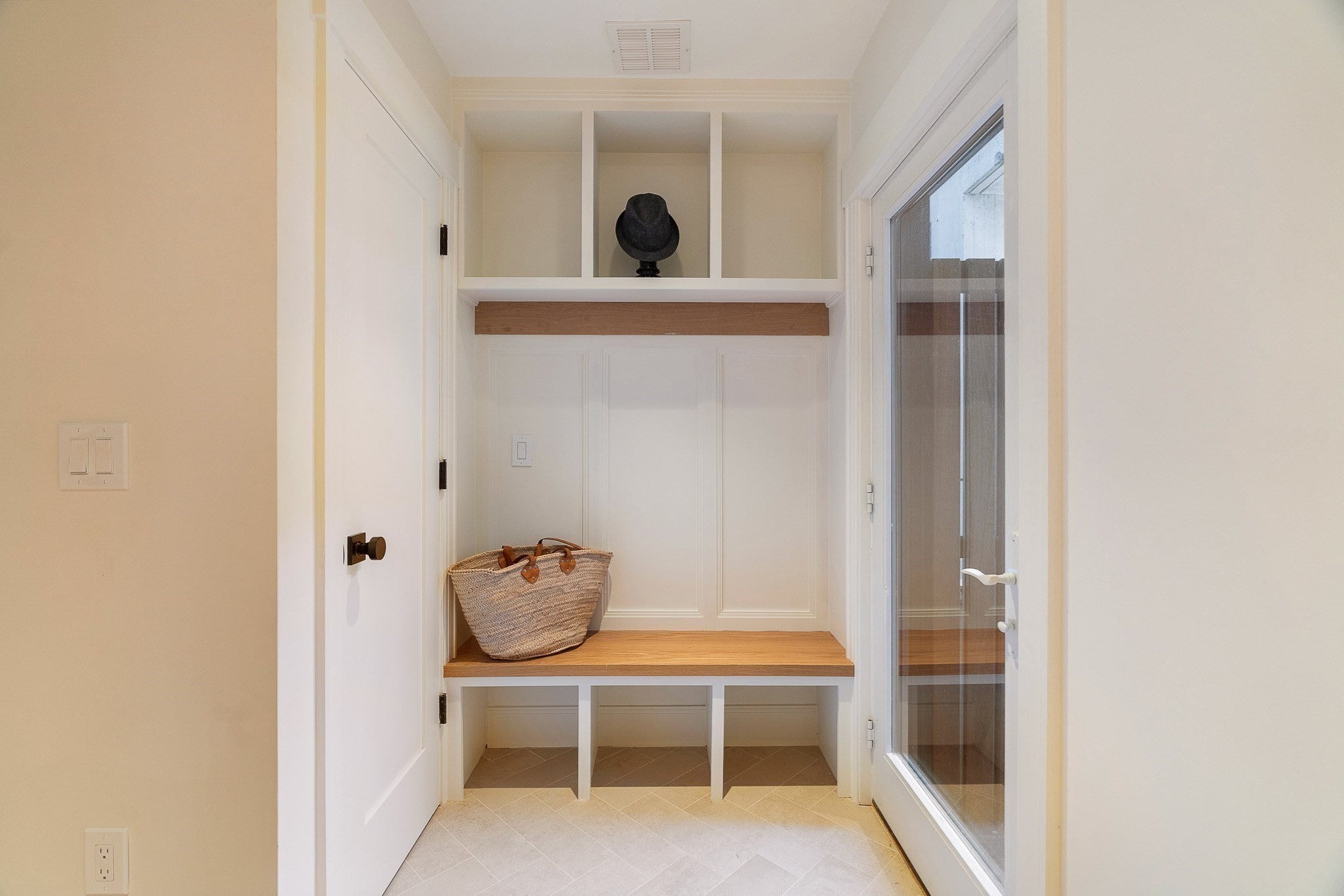 9B Mt. Auburn Street #B, Cambridge, MA, 9B Mt. Auburn Street #B, Cambridge, MA Photo #2