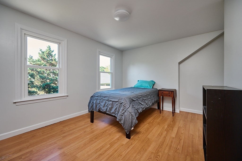 26 Smith St, Greenfield, MA Photo #18