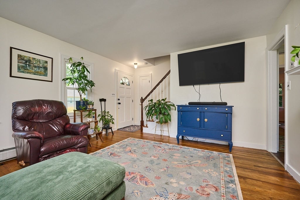 26 Smith St, Greenfield, MA Photo #7