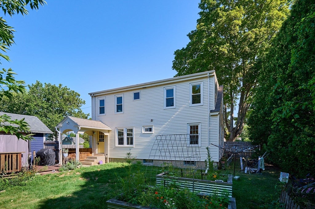 26 Smith St, Greenfield, MA Photo #23