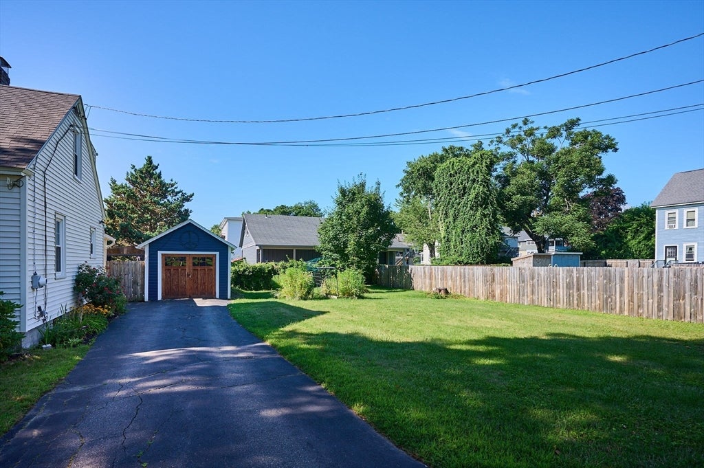 26 Smith St, Greenfield, MA Photo #24