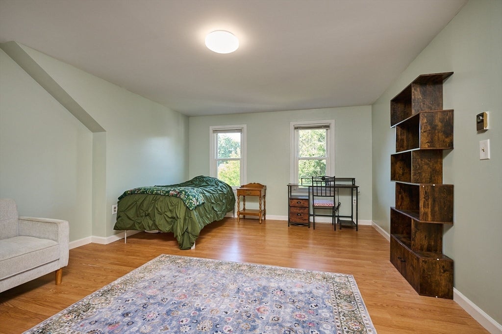 26 Smith St, Greenfield, MA Photo #16