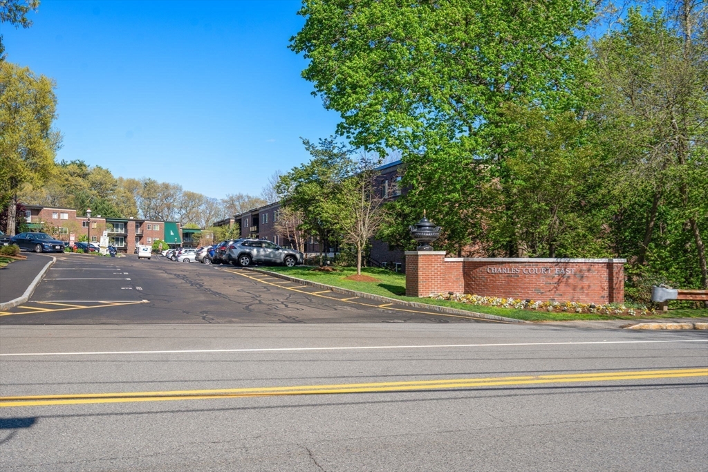 1202 Greendale Avenue #124, Needham, MA Photo #5