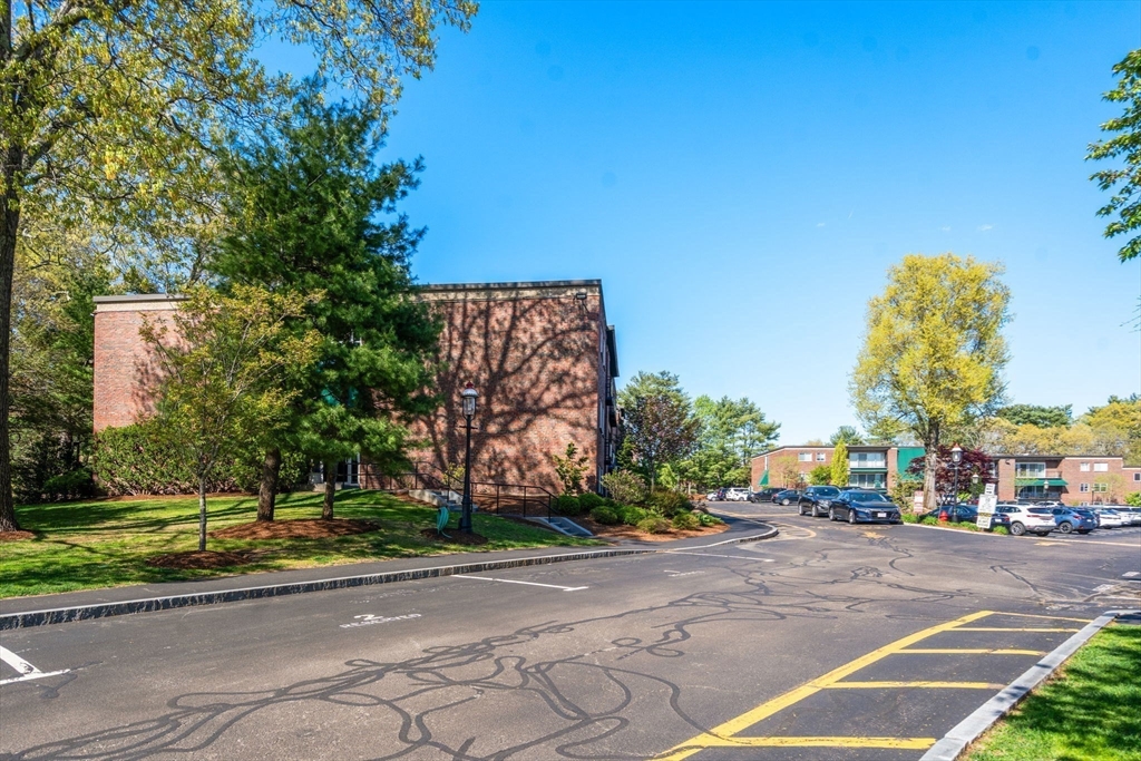 1202 Greendale Avenue #124, Needham, MA Photo #6
