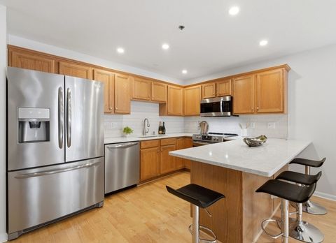 1 Eagle Dr 1 Tewksbury MA 01876