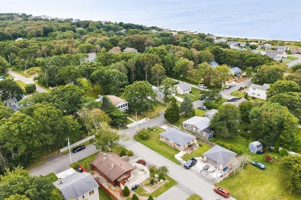 24 Fisherman Rd, Fairhaven, MA Photo #13