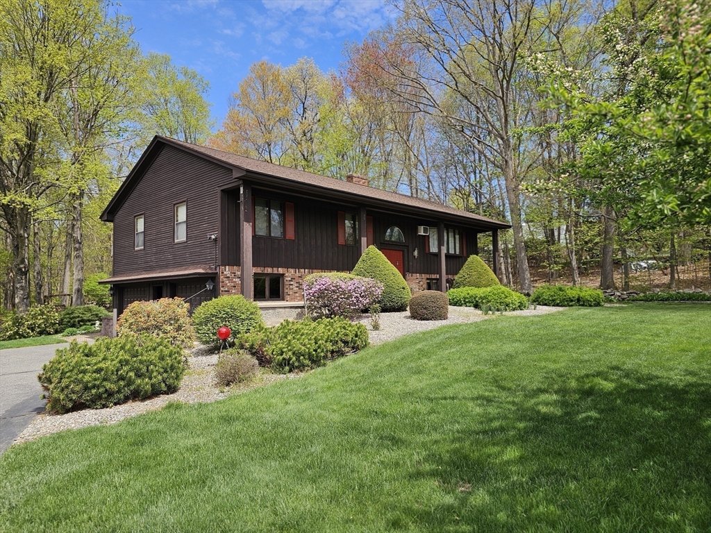 38 Meadowlark Circle