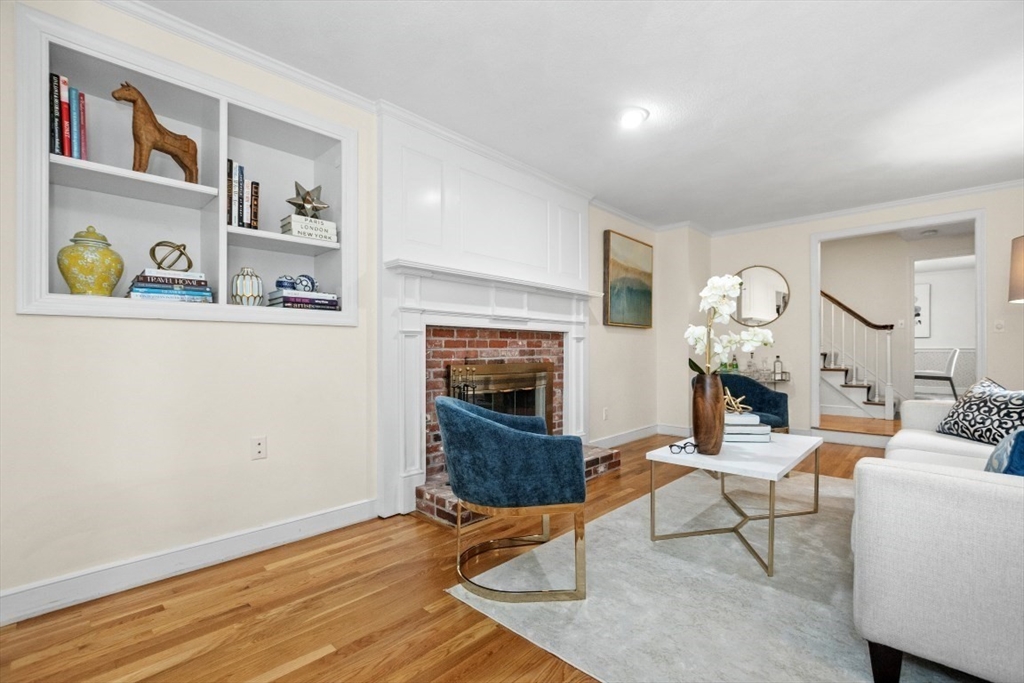 16 Merrills Way