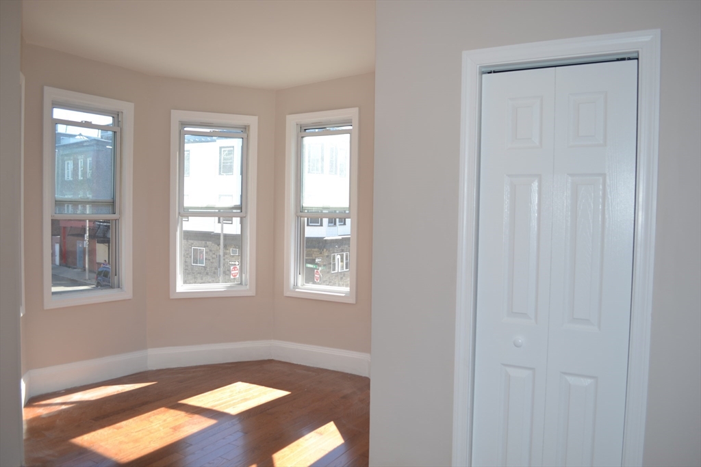 241 Maverick Street 2