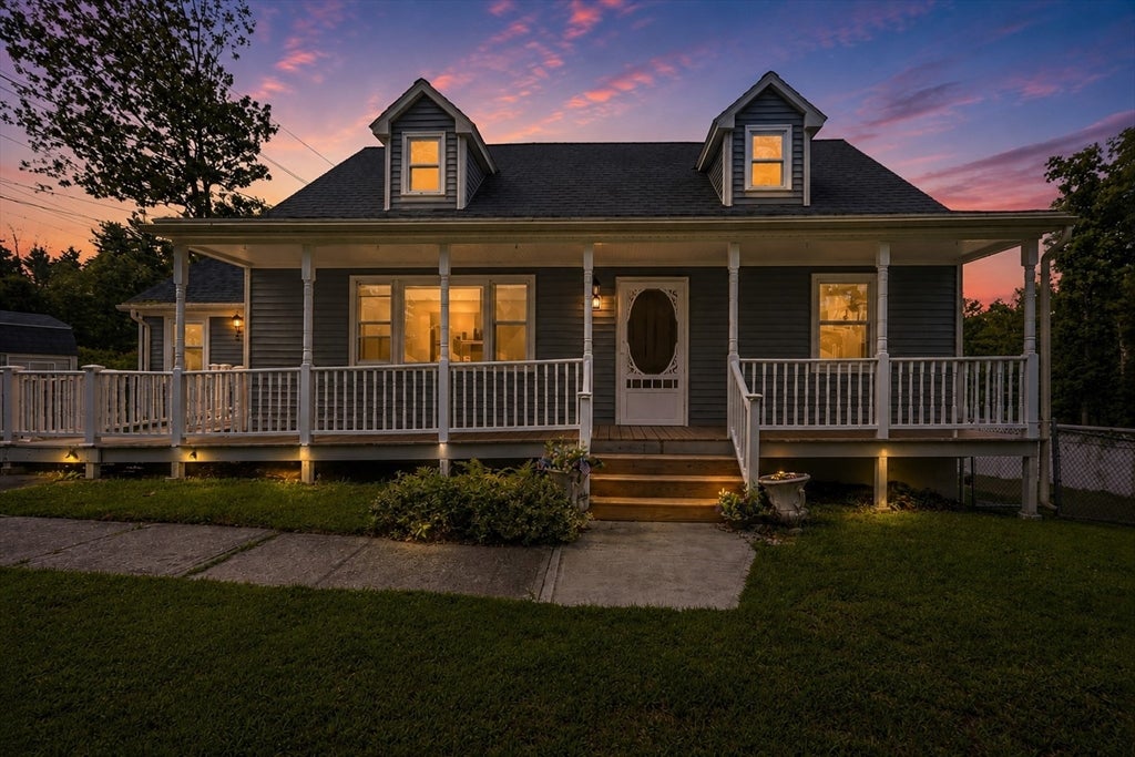 2324 Main St