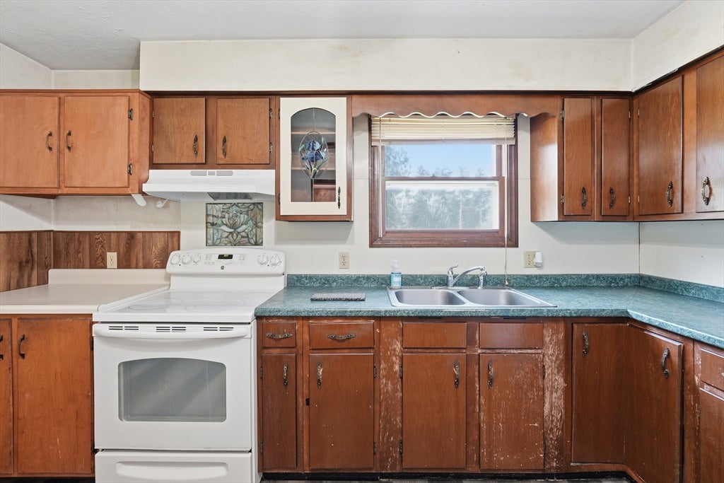 2324 Main St, Lancaster, MA, 2324 Main St, Lancaster, MA Photo #7