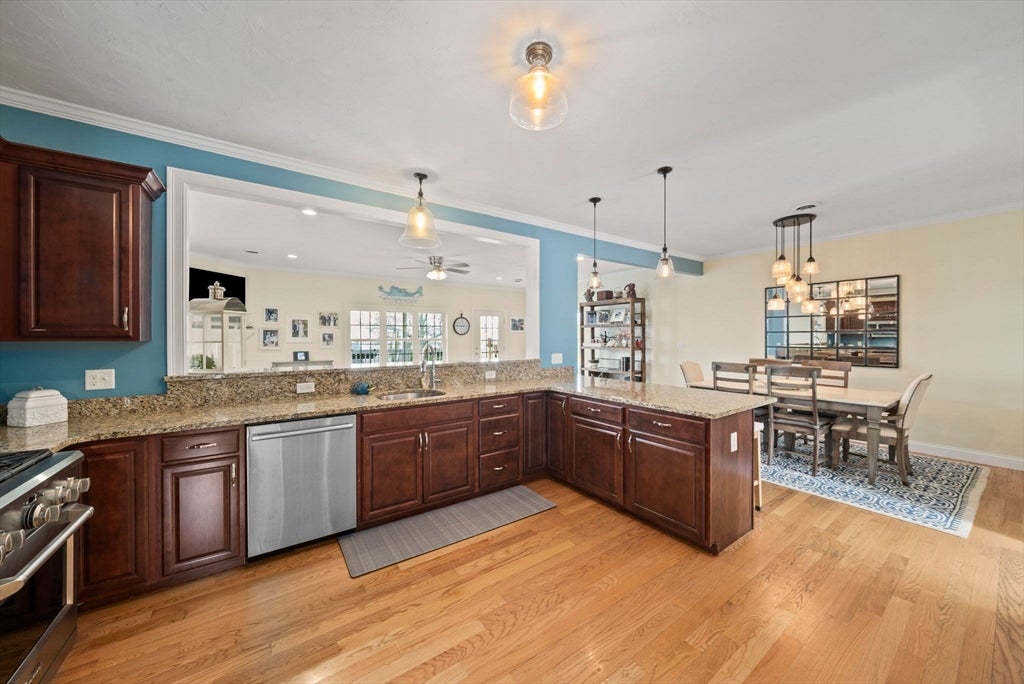 129 Bay Shore Dr, Plymouth, MA, 129 Bay Shore Dr, Plymouth, MA Photo #6
