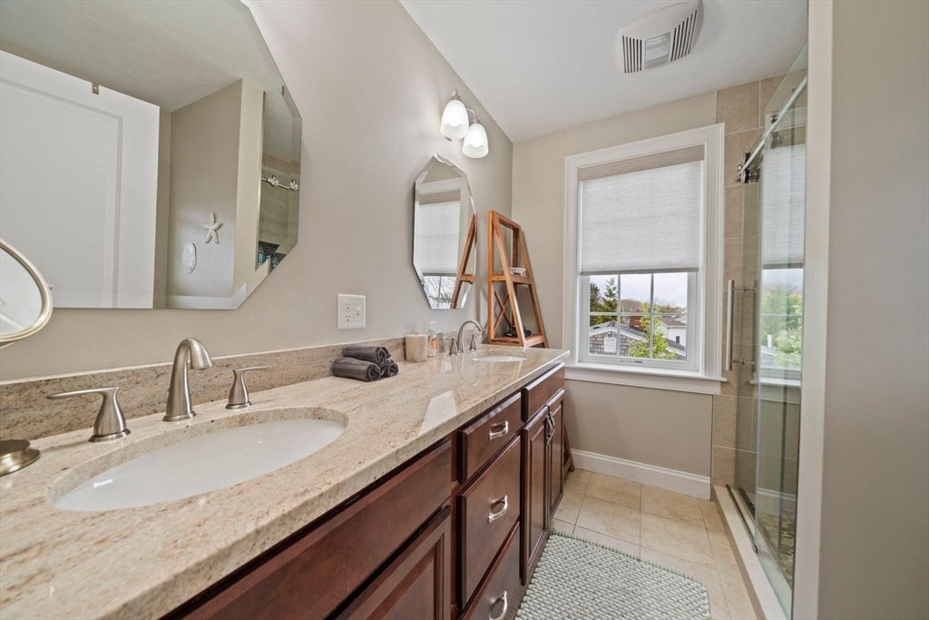 129 Bay Shore Dr, Plymouth, MA, 129 Bay Shore Dr, Plymouth, MA Photo #17
