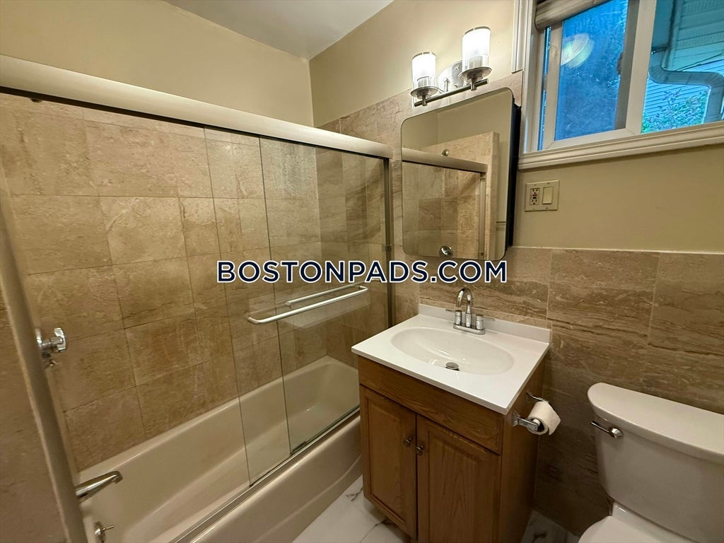 17 Claremont Ave #1, Quincy, MA, 17 Claremont Ave #1, Quincy, MA Photo #2
