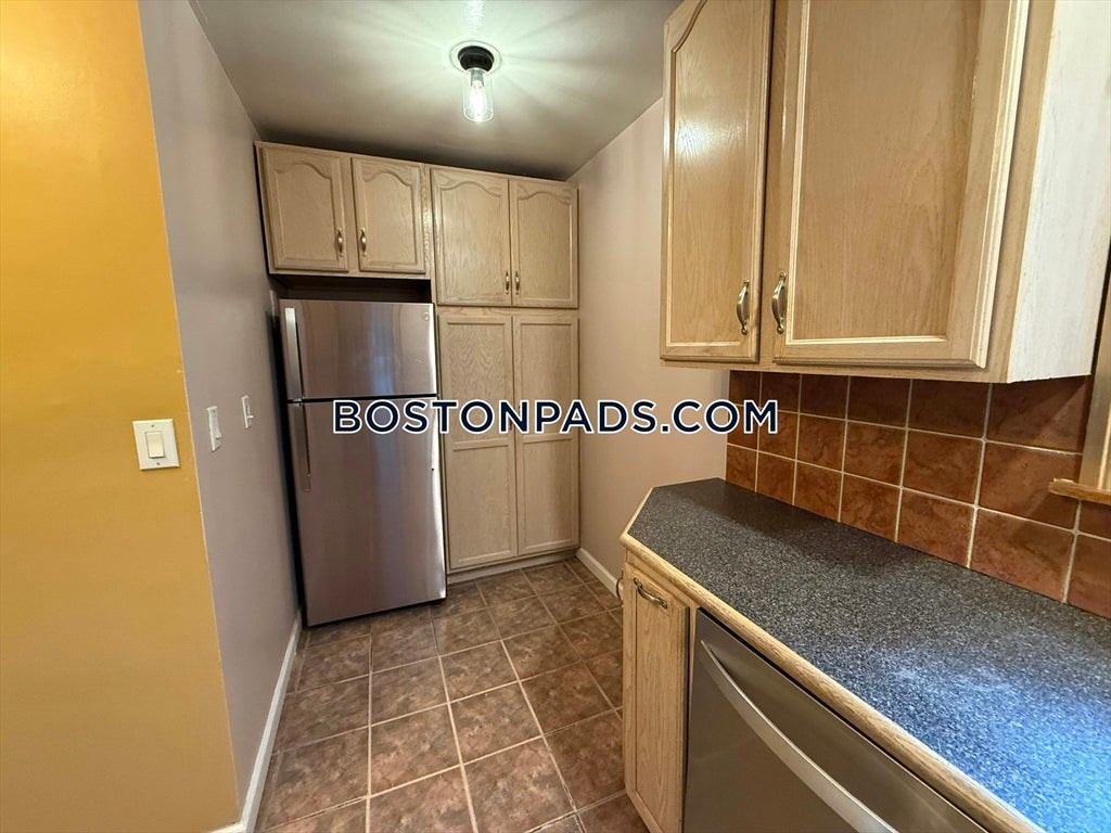 17 Claremont Ave #1, Quincy, MA, 17 Claremont Ave #1, Quincy, MA Photo #5