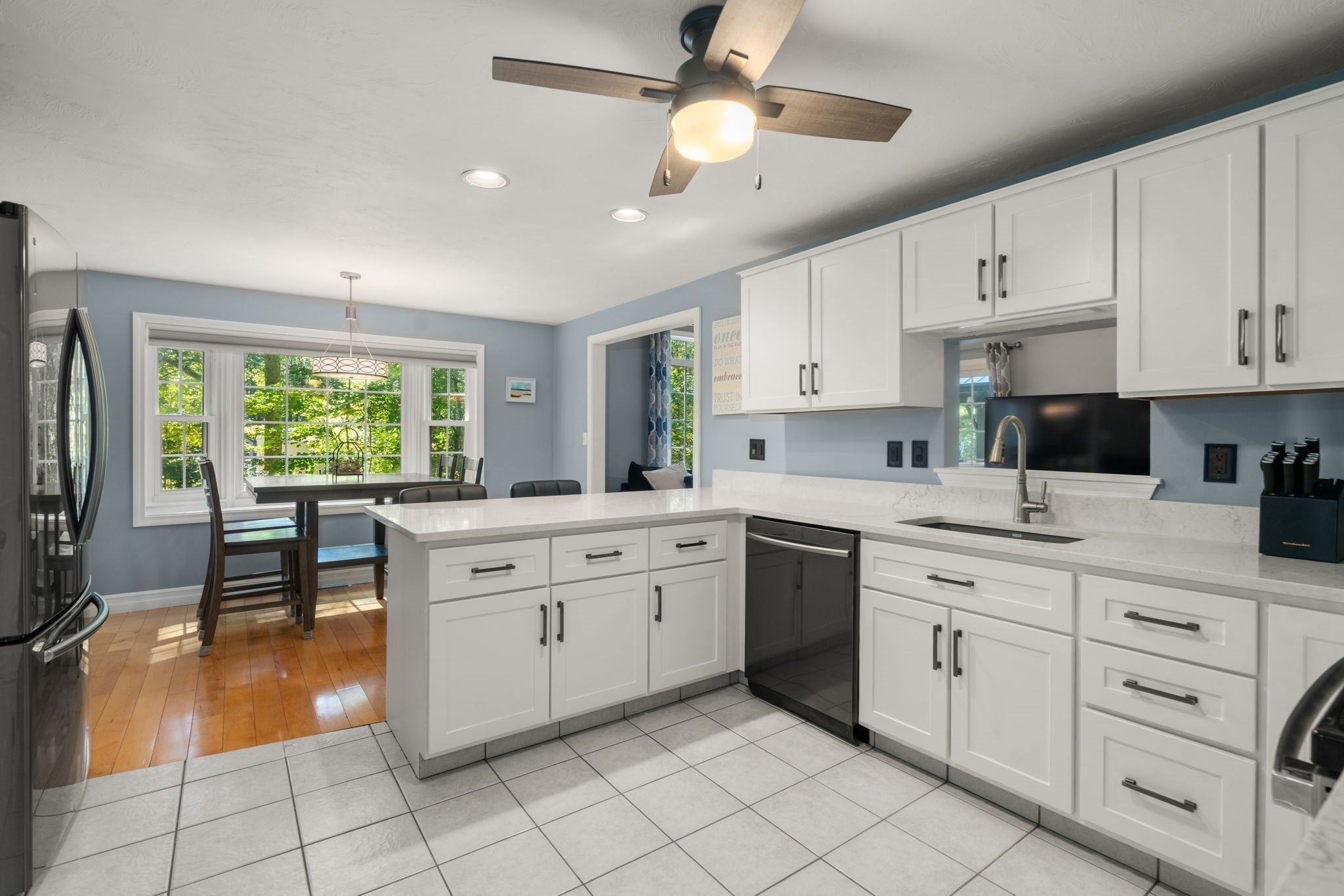 20 Wexford Dr, Mansfield, MA Photo #4