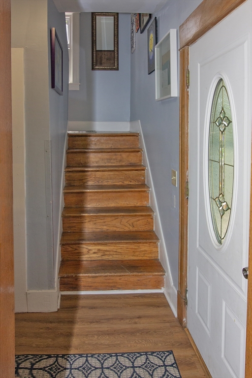 Springfield, Massachusetts 01104, United States, 3 Bedrooms Bedrooms, ,2 BathroomsBathrooms,Residential,Active,153653