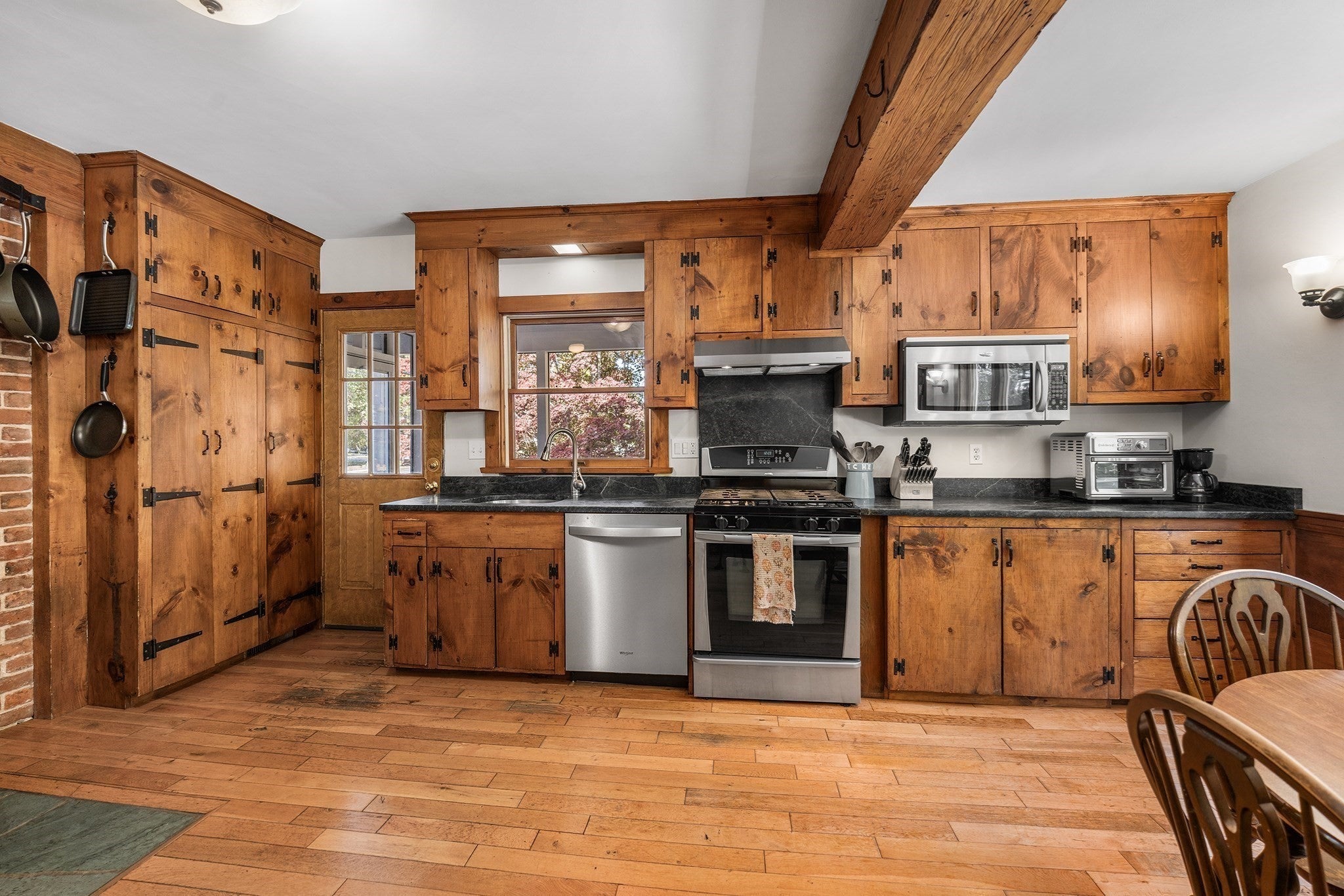 193 Exchange St, Millis, MA, 193 Exchange St, Millis, MA Photo #12