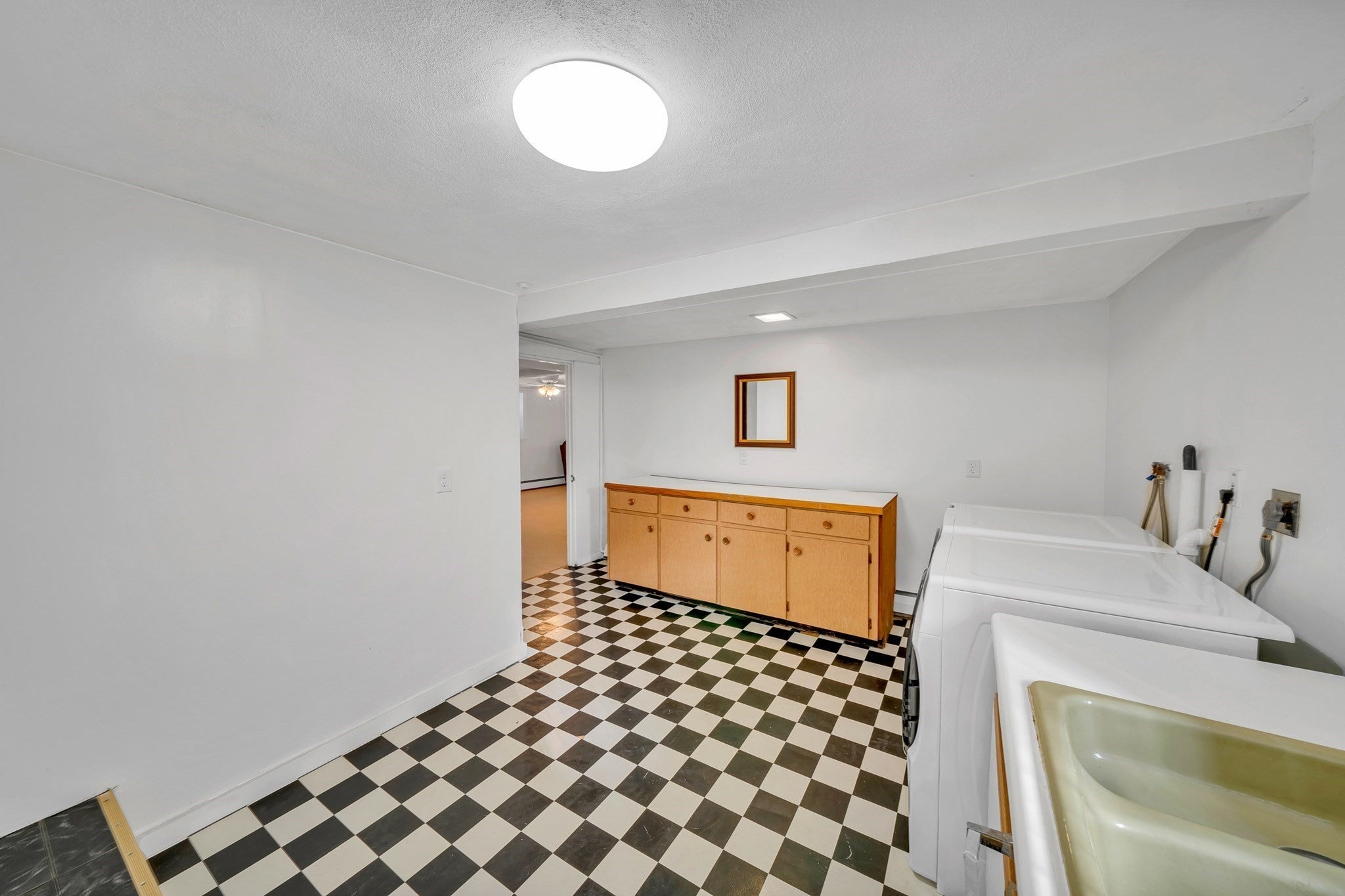 26 Beach St, Malden, MA Photo #35