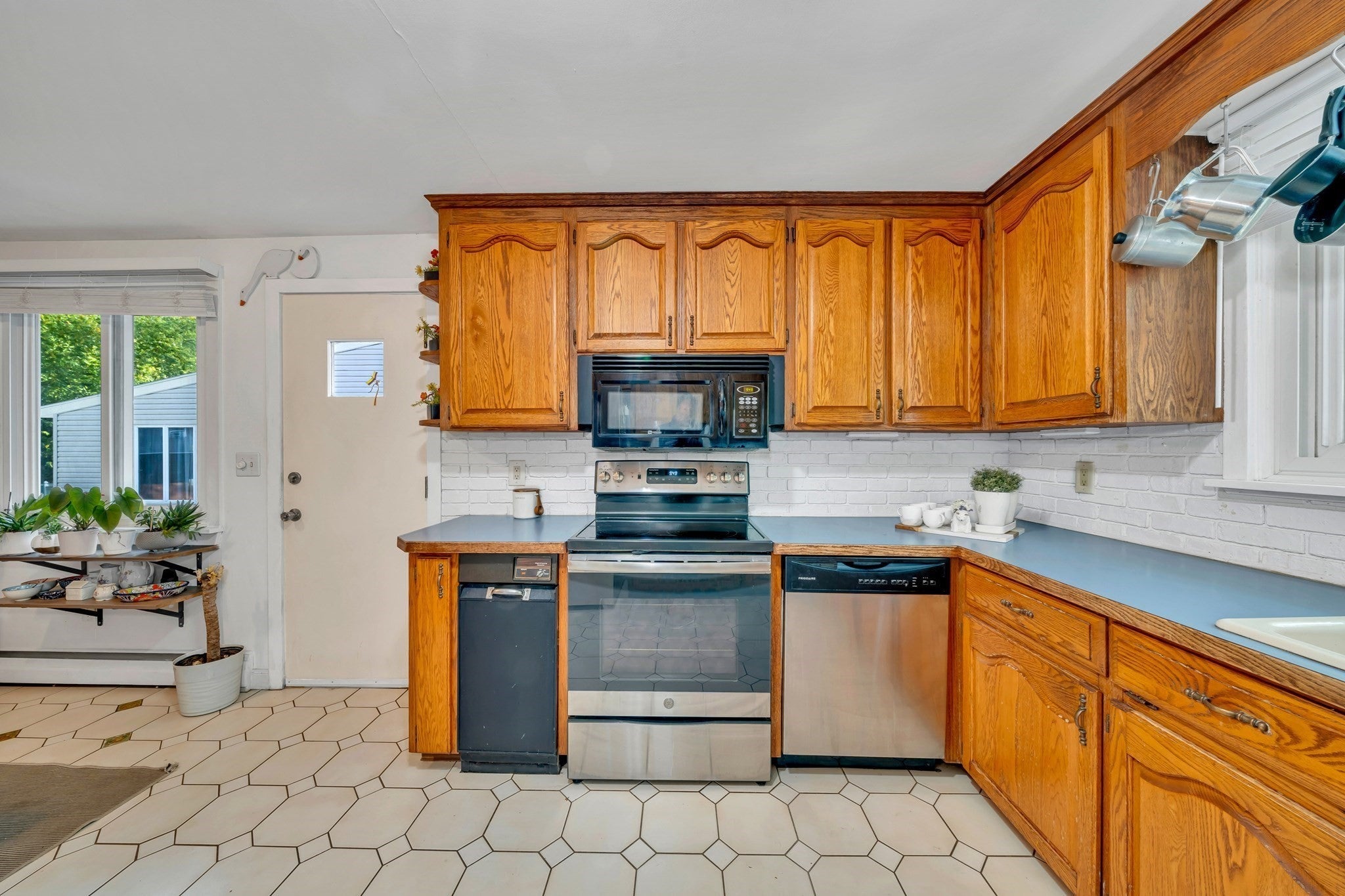 26 Beach St, Malden, MA Photo #14
