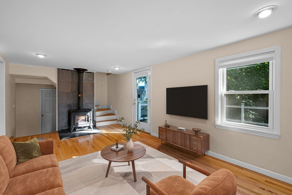 5 Emery Ct