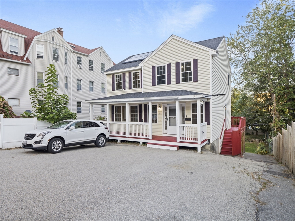 40 Lakewood Street