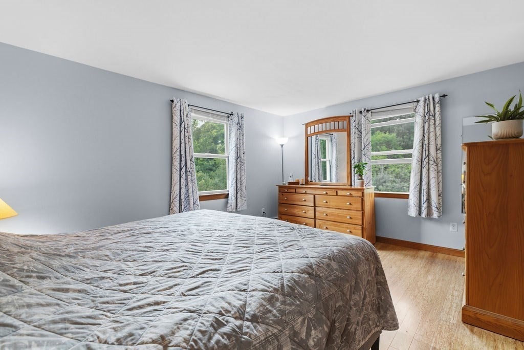 33 Woodland Rd, Rochester, MA, 33 Woodland Rd, Rochester, MA Photo #32