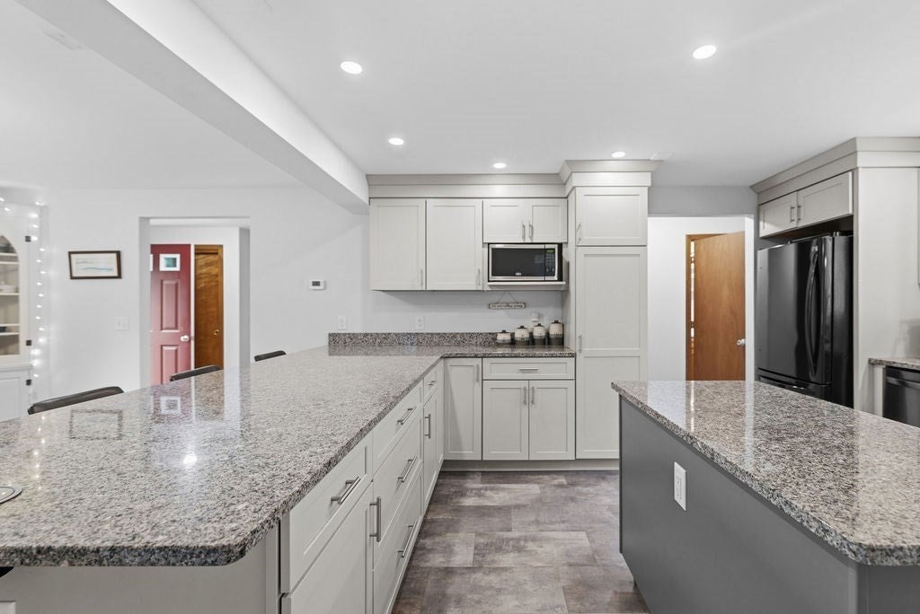 33 Woodland Rd, Rochester, MA, 33 Woodland Rd, Rochester, MA Photo #13