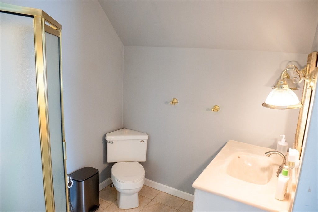 512 Prescott St, New Bedford, MA, 512 Prescott St, New Bedford, MA Photo #18