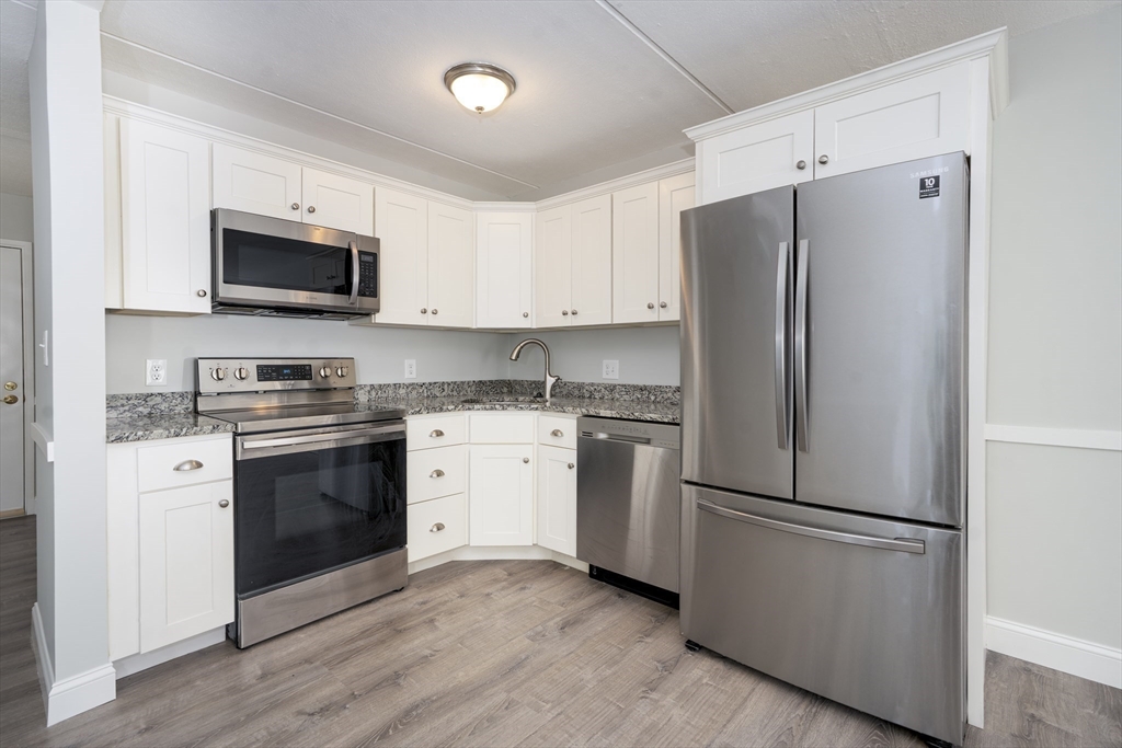 934 Southern Artery 109