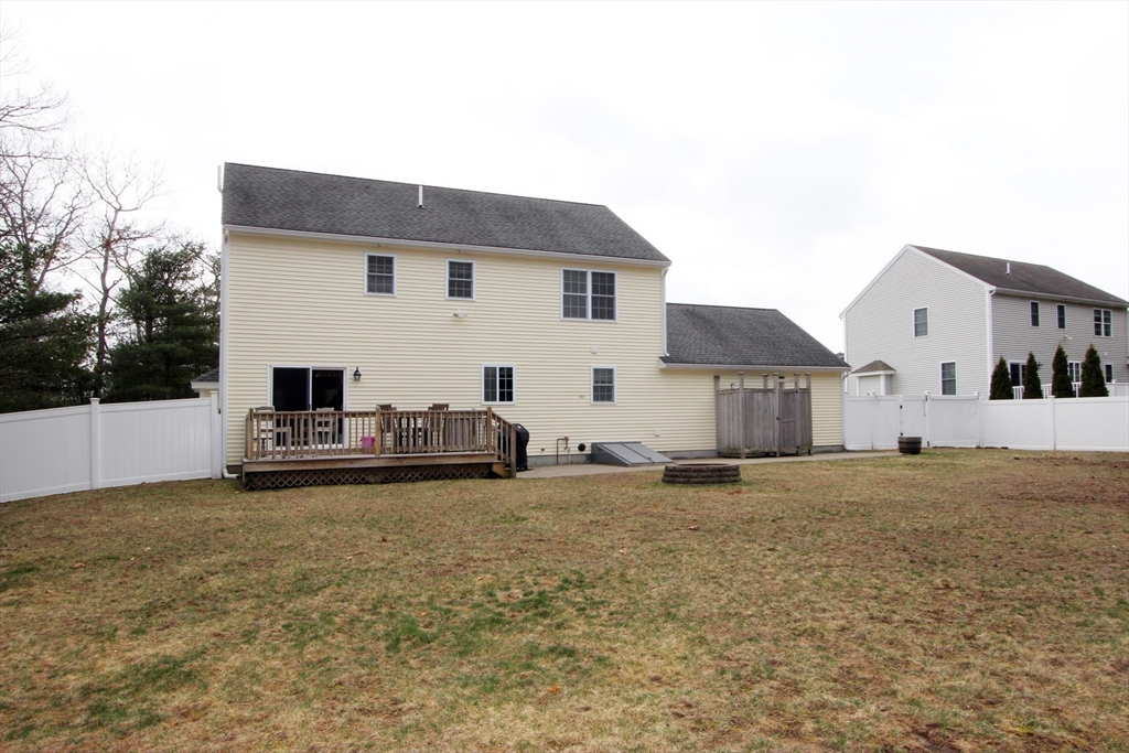 35 Settlers Way