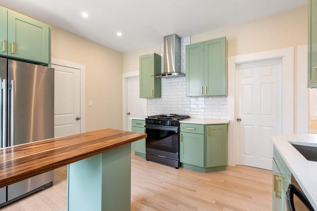 99 Beech Street #2, Belmont, MA, 99 Beech Street #2, Belmont, MA Photo #4