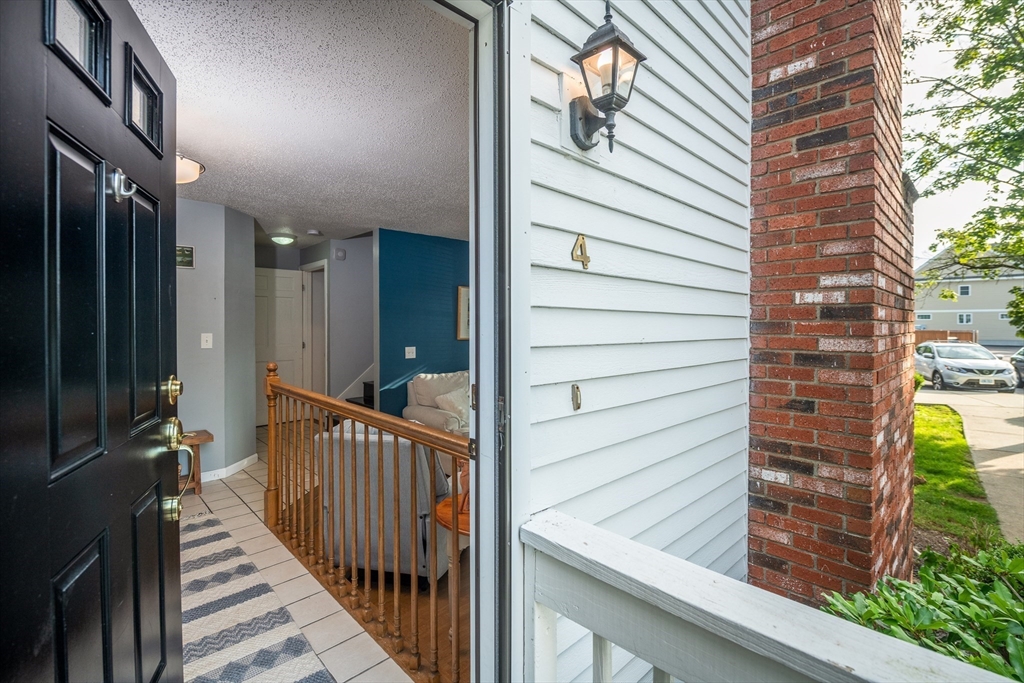 28 Court St 4