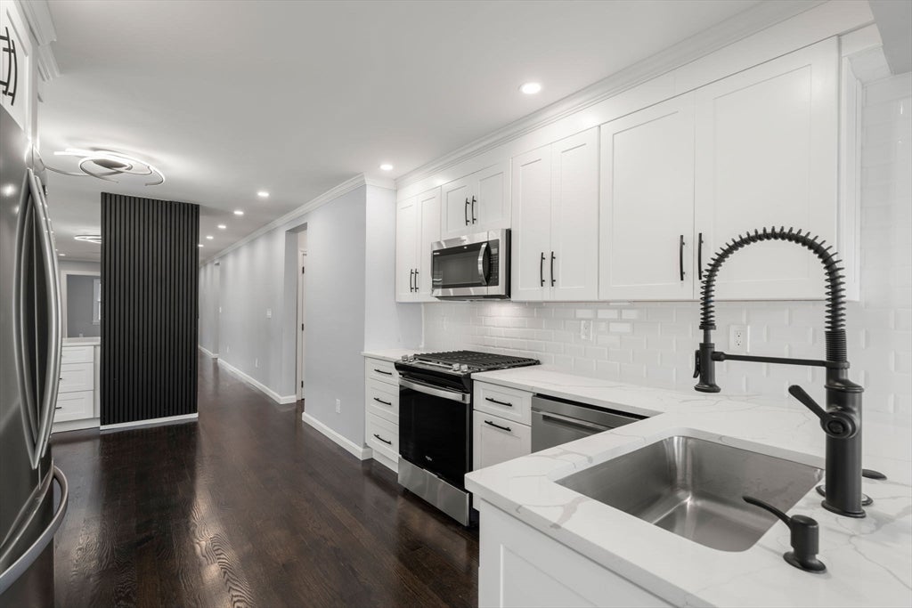 133 Bailey Road #2, Somerville, MA Photo #2