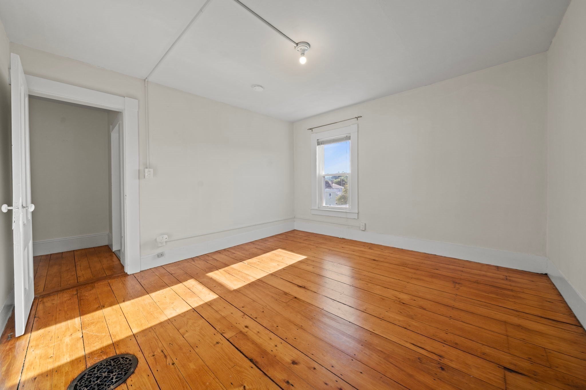 27 Highland St #27, Woburn, MA, 27 Highland St #27, Woburn, MA Photo #14