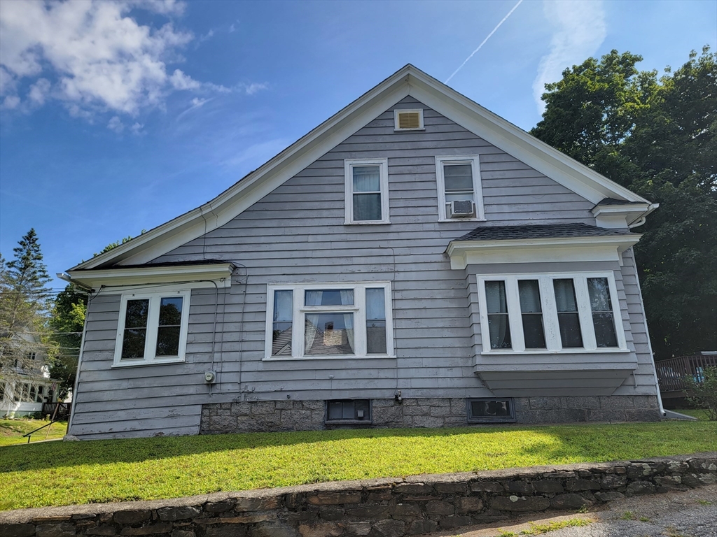2 Hamilton St