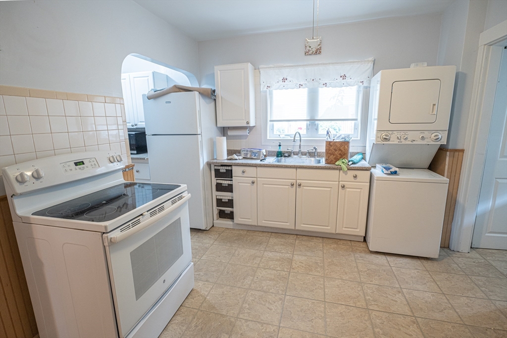 130 Francis St #1, Everett, MA Photo #12
