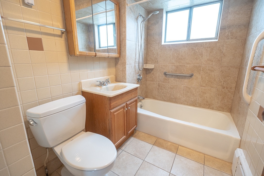 130 Francis St #1, Everett, MA Photo #7