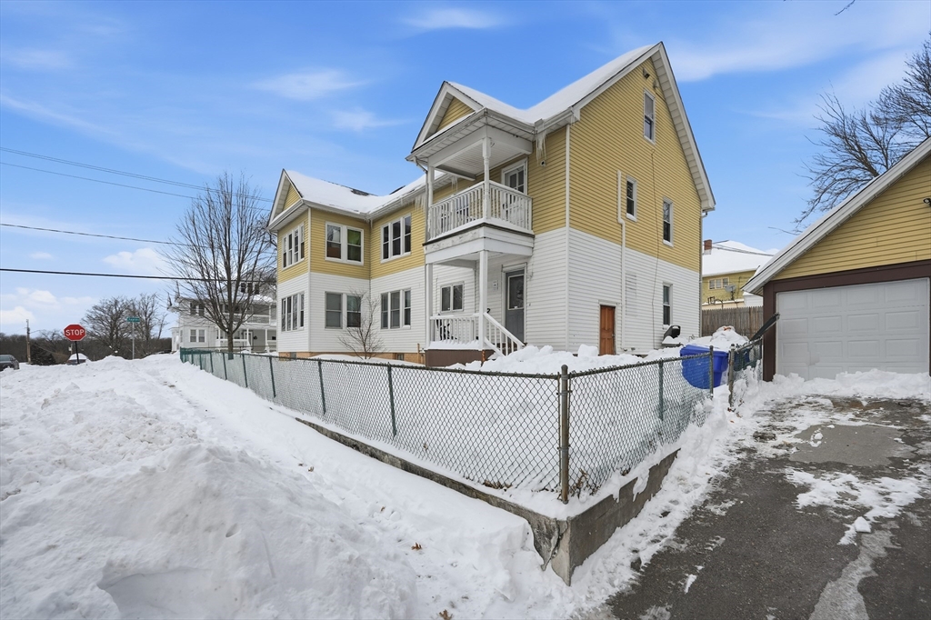 211-213 Chapin Terrace