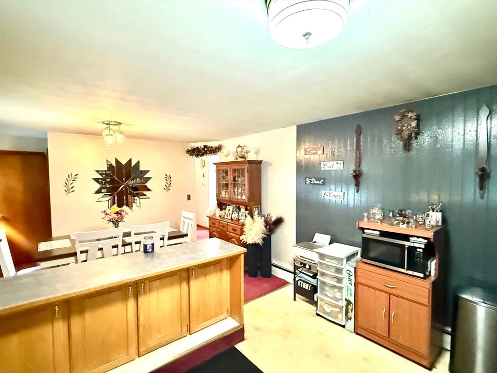 1117 Overlook Dr, Palmer, MA, 1117 Overlook Dr, Palmer, MA Photo #17